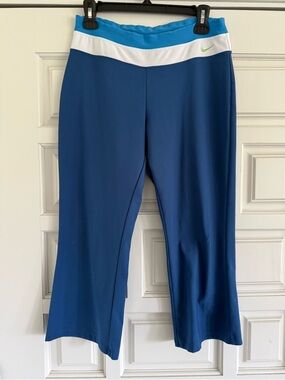 Nike Dry-Fit Blue White Capri Cropped Leggings Workout Athletic Medium 10-12